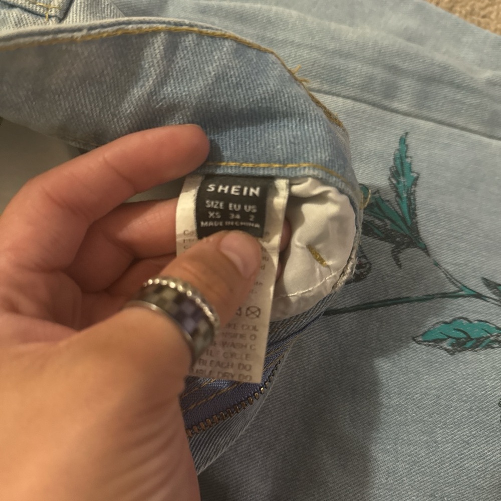 SHEIN Sky Blue Floral Embroidered Jeans